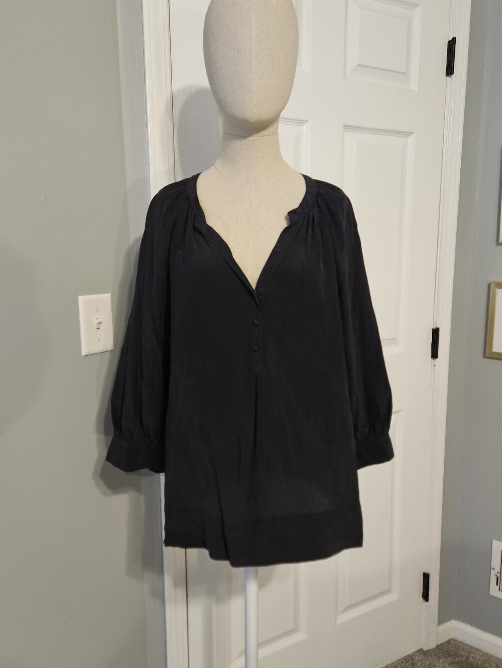 Joie Black V-Neck Button-Front Blouse